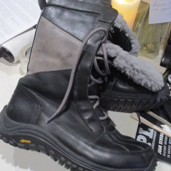 UGG waterproof rugged black/gray Lace-Up Winter Boots 8.5 - Picture 1 of 9